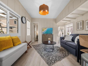 Sunset Cliffs Oceanfront Casita w Fast Wifi, Large Outdoor Space & Ocean Breeze!